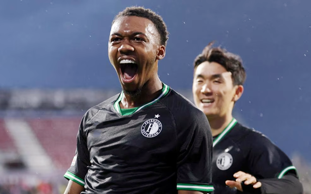 爱游戏-本菲卡今夜止住颓势今晚阿斯顿维拉调整名单，现场解说直呼：费耶诺德今晚战术微调